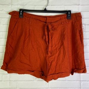 plus size black linen shorts